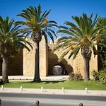Boutique Marina S. Roque 2*