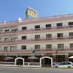 Boutique Marina S. Roque 2* لاغوس
