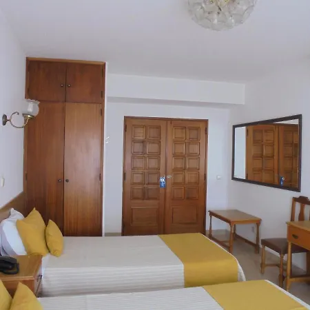 Boutique Marina S. Roque 2* Lagos