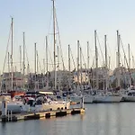 Boutique Marina S. Roque 호텔 2*